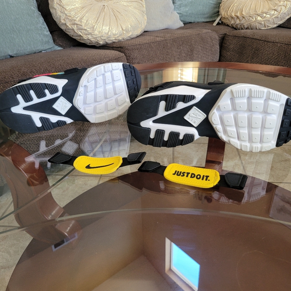 Nike Huarache City - Picture 4 of 6